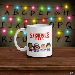 Caneca Stranger Bits - comprar online