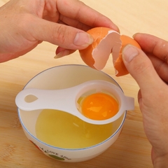 Imagem do Separador de Clara e Gema Receitas com ovos prático e fácil