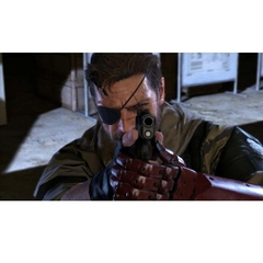 Metal Gear Solid V The Phantom Pain PS3 Seminovo - comprar online
