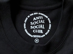 Camiseta Anti Social Club na internet