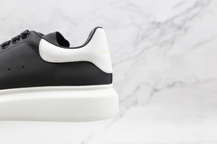 Alexander McQueen "Black and White" - comprar online