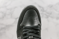 Air Jordan 1 Low "Triple Black" - loja online