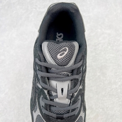 Imagem do ASICS Gel NYC "Graphite Grey Black"