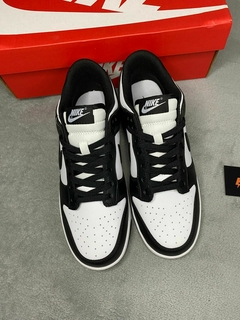 Nike Dunk SP "Panda" na internet