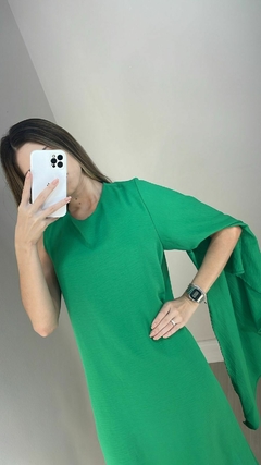 Vestido feminino curto com corte assimétrico - comprar online