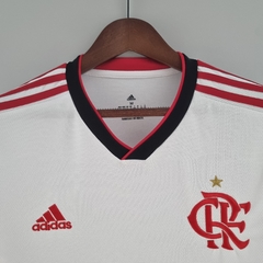 CAMISA FLAMENGO II 22/23 + PATCH LIBERTA na internet