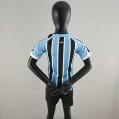 CONJUNTO INFANTIL GREMIO HOME 22/23 - comprar online