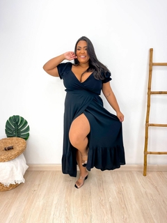 Vestido Longo Transpassado Plus Size