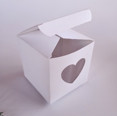 50 Cajas de 8 x 8 x 8 con ventana corazón SV18 blancas - comprar online