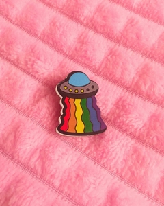 Pin Ovni LGBTIQ+ - comprar online