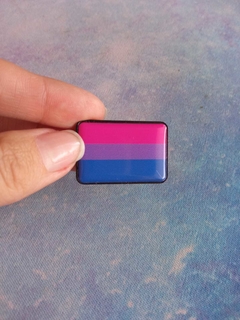 Pin Bandera Bisexual en internet