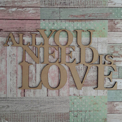 Frase ALL YOU NEED IS LOVE - comprar online