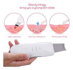 Imagen de Espátula Facial Ultrasónica Peeling Skin Scrubber Recargable