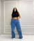 Calça Jeans Wide Leg Plus Rasgo Joelho Clara na internet