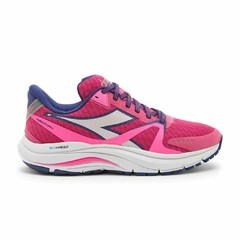 DIADORA MYTHOS BLUSHIELD 8 VORTICE MUJER PINK/WHITE/BLUEPRINT