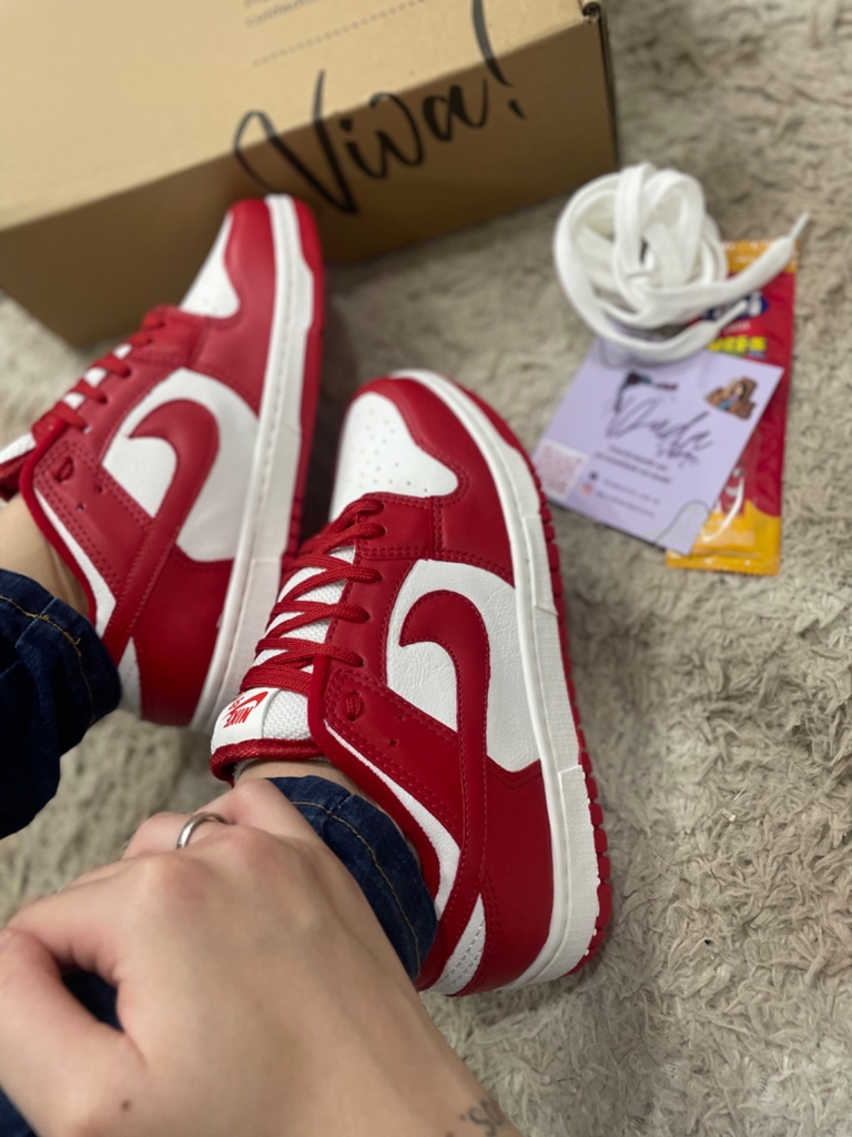 Nike sb dunk red 2025