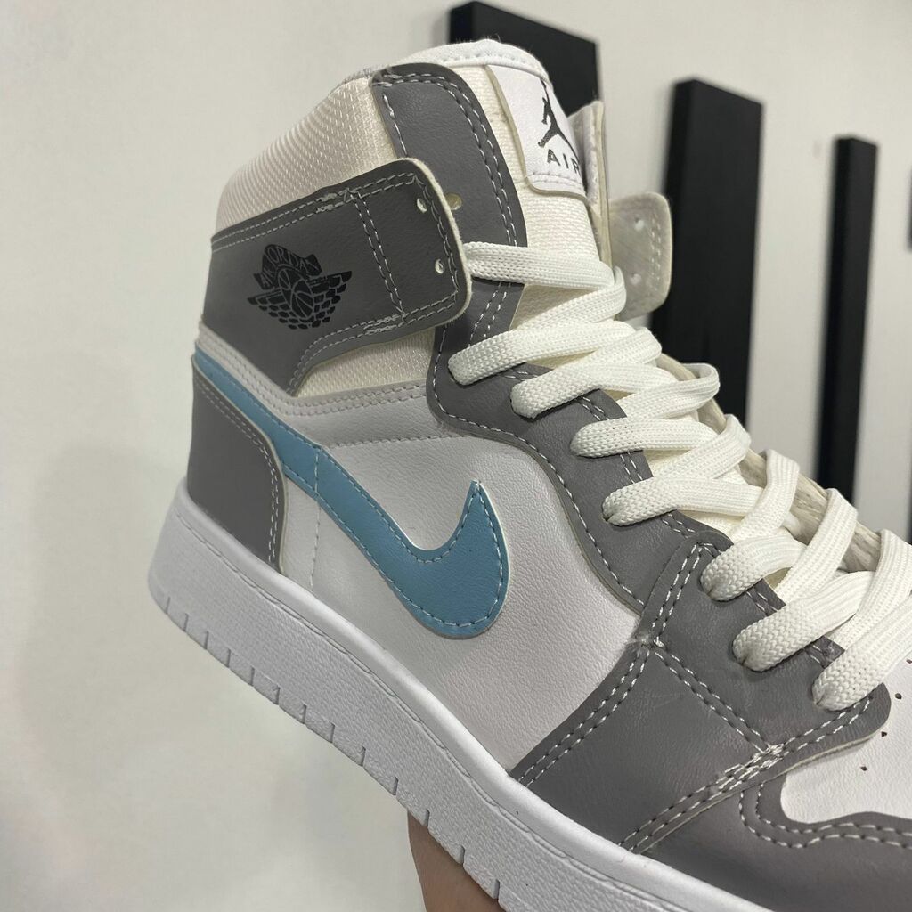 Air jordan 1 celeste sale