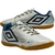 Chuteira Umbro Futsal Orbit Branco e Marinho Masculino - comprar online