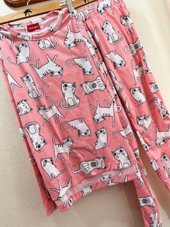 Pijama Gatitos en internet