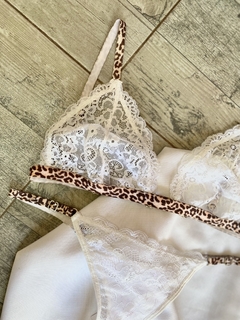 CONJUNTO BRALETTE DE ENCAJE CON BRETELES PRINT - comprar online