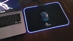 Mousepad XTECH Mantra iluminación led de 7 colores - comprar online