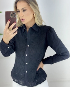 Blusa de Renda Preta