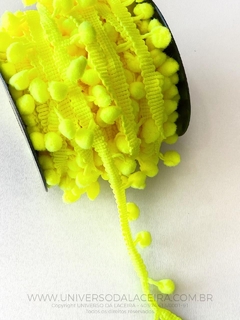 Fita Pompom com Franja 10mm para Acabamento Amarelo Neon - Metro - comprar online