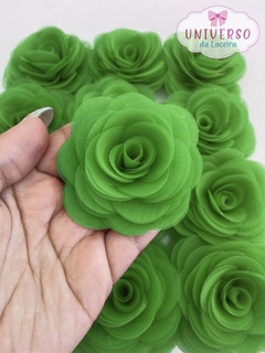 Flor de Voil Verde Bandeira - Elegância em 3 Opções de Tamanhos - comprar online