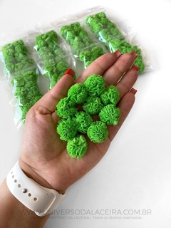 Kit com 10 Pompoms de Malha de 2,5 cm - Verde