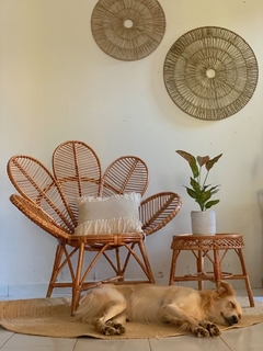 Cadeira Flor em fibra natural - CASA CAHAYA - Produção de móveis artesanais e sustentáveis em fibra natural