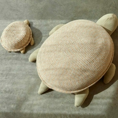 Cesto Mama Turtle 45 x 70 cm - CASA CAHAYA - Produção de móveis artesanais e sustentáveis em fibra natural