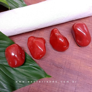 Jaspe Vermelho Rolado pedras de 4 á 6cm - Vitalidade e Proteção