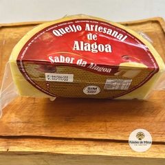 Queijo Artesanal de Alagoa MG -Sabor Alho -500g -Fazenda Sabor de Alagoa - (Parmesão)