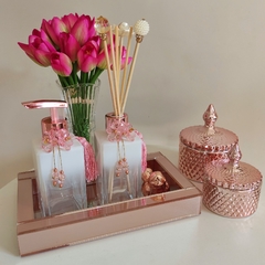 Kit lavabo Rose com tulipas Pink e potiches