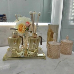 Kit lavabo elegance ouro- bandeja pezinho 9 peças com flores coloridas