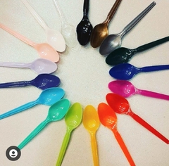 CUCHARAS PLASTICAS DE POSTRE ( POR 10 UNIDADES)