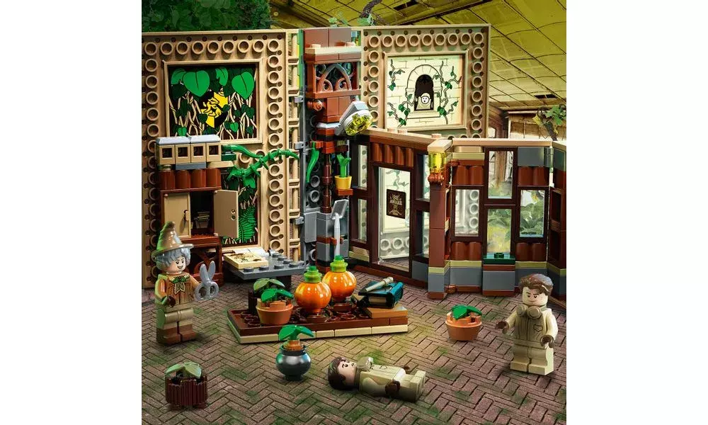 LEGO Harry Potter - Momento Hogwarts: Aula de Herbologia Ref 76384