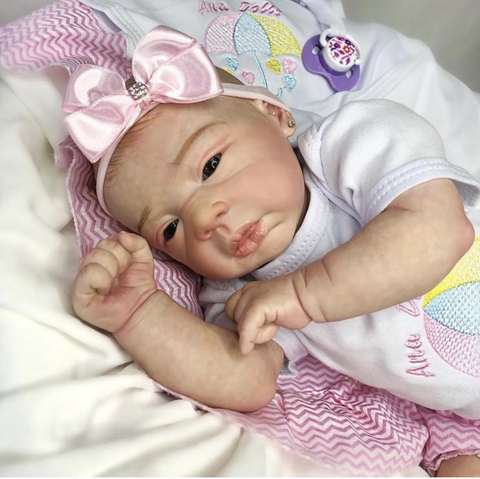 Boneca Bebê Reborn Alice Menina Realista de Silicone – Winbee do