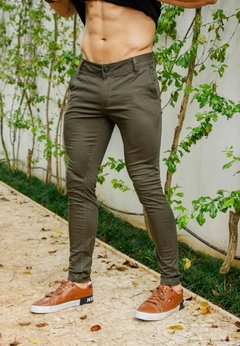calça alfaiataria masculina sarja skinny verde miitar - comprar online
