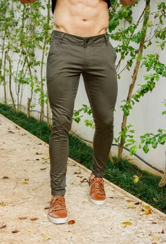 calça alfaiataria masculina sarja skinny verde miitar na internet