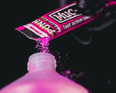 SHAMPOO MUC-OFF BOTELLA ALUMINIO + PUNK POWDER en internet