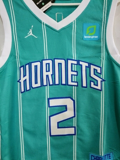 Camiseta Charlotte Hornets 2 Ball - comprar online
