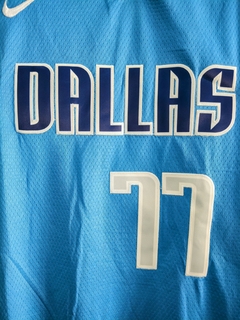 Camiseta Dallas Mavericks 77 Doncic - comprar online