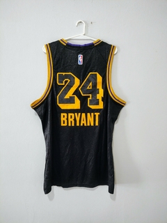 Camiseta Lakers Kobe 24 Black Mamba en internet