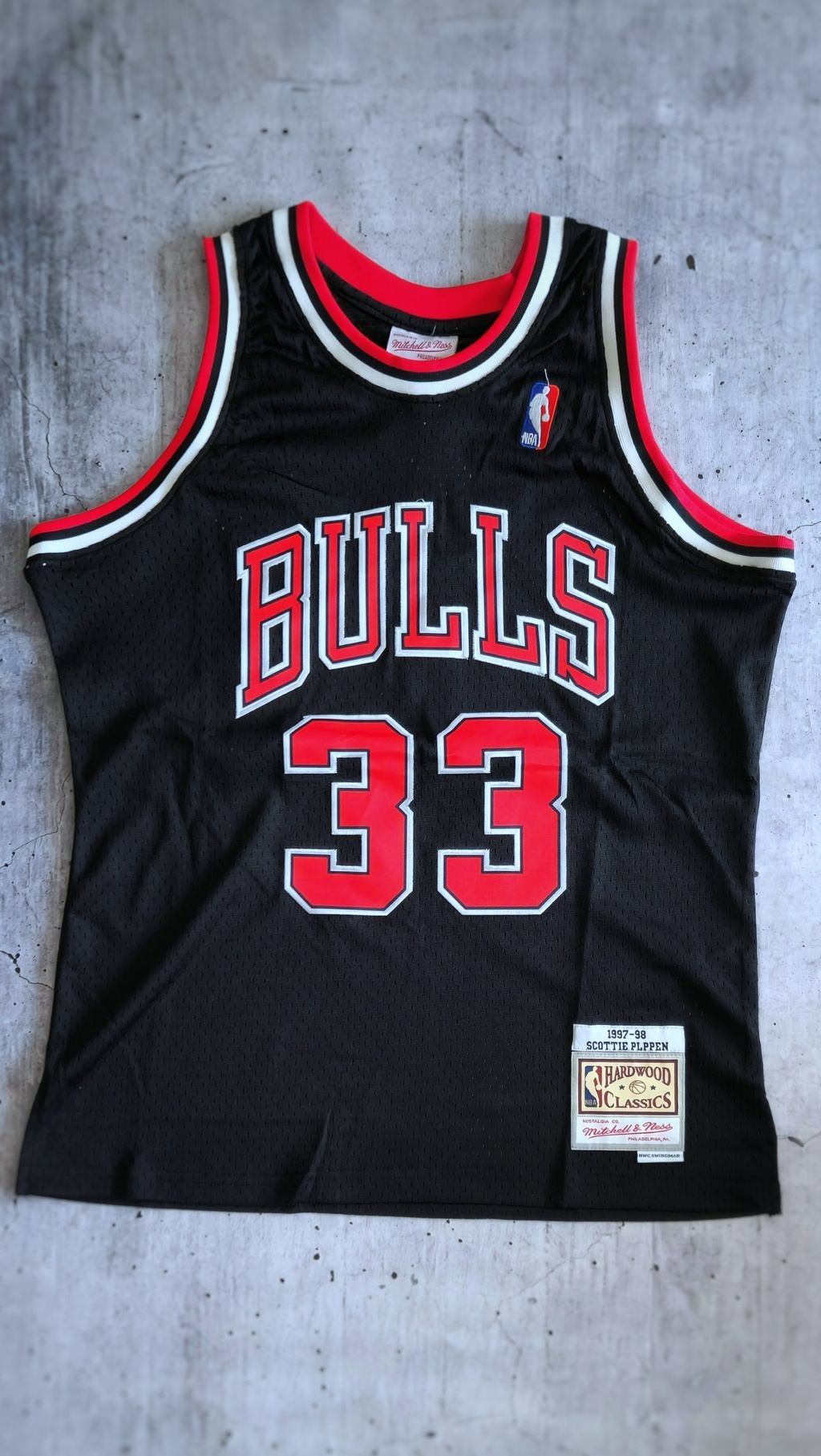 Camiseta Importada RETRO Chicago Bulls 33 Scottie Pippen negra