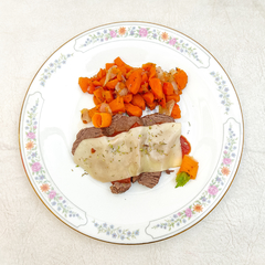 Carne Napolitana con Zanahorias Glaseadas