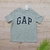 Camiseta GAP - Cinza/Preto