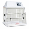 CABINE PCR/DNA, ILUMINAÇÃO INTERNA E LÂMPADA UV, COM VIDRO PROTETOR FRONTAL, ÁREA INTERNA 597 X 432 X 530 MM