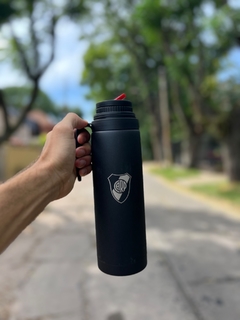 Termo para mate Contigo Black Matte 1,1 L con manija