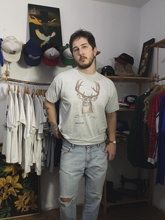 Camiseta Vintage ‘Buck Fever’ Anos 90 - GG - Andino Vintage & Upcycle